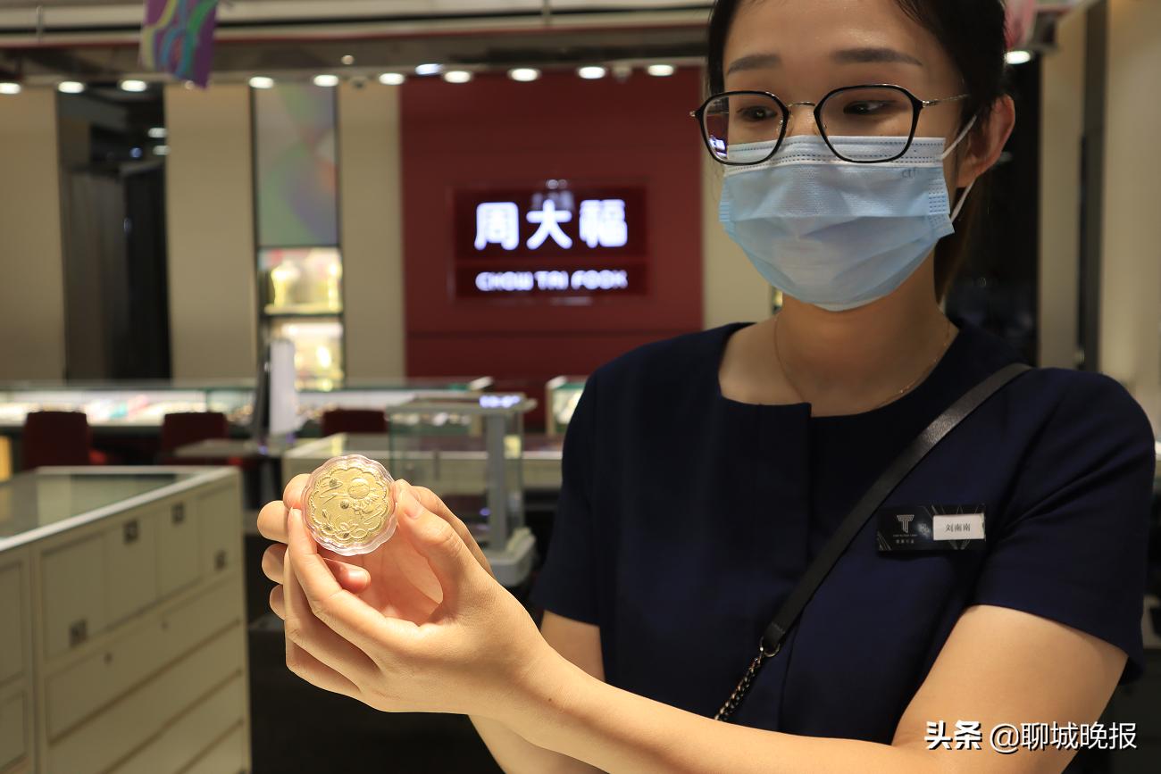 防疫物资加紧生产,防疫刻不容缓复工不容懈怠