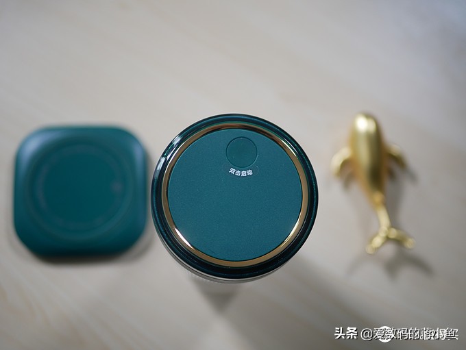 夏天来了做一下冰淇淋,摩飞榨汁机榨甘蔗