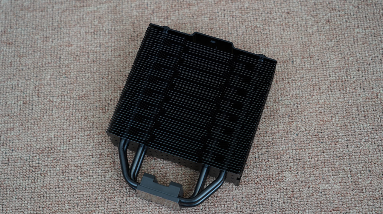 等等*党**的胜利？用5700G打造的暗黑二重制版ITX主机分享