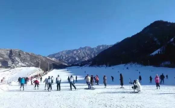 西安高新区哪里有室内滑雪场,西安白鹿仓和白鹿原滑雪场哪个好