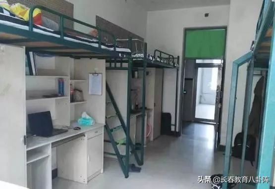 全国高校宿舍奢华排行,各个学校宿舍大比拼