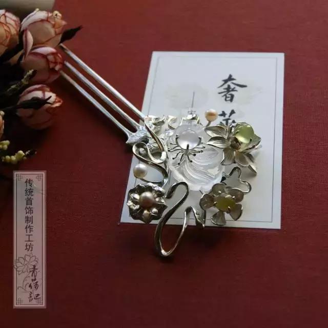 她用传承四千年的錾花技术，复原了红楼首饰