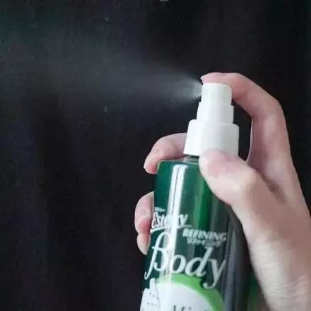 夏天就要心机露肤才更显瘦,又到了夏天露腿露肩的季节