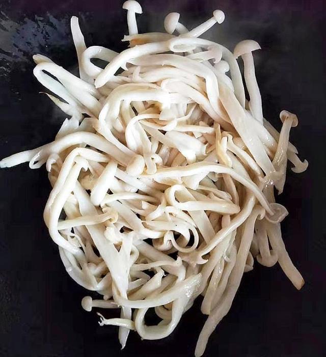 经常吃这道菜女人皮肤不会差,女人常吃此菜美容养颜抗衰老