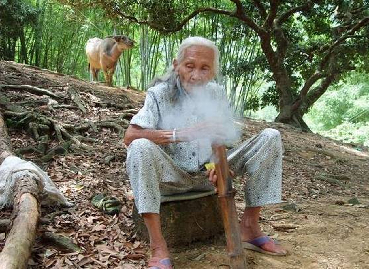 湛江雷州水烟筒传统文化,湛江的习俗