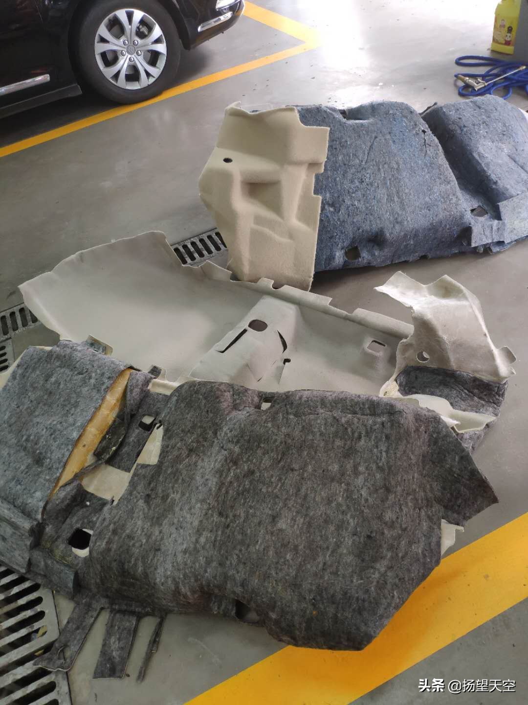 经典福克斯空调异味怎么去除,经典福克斯开空调制冷有异味