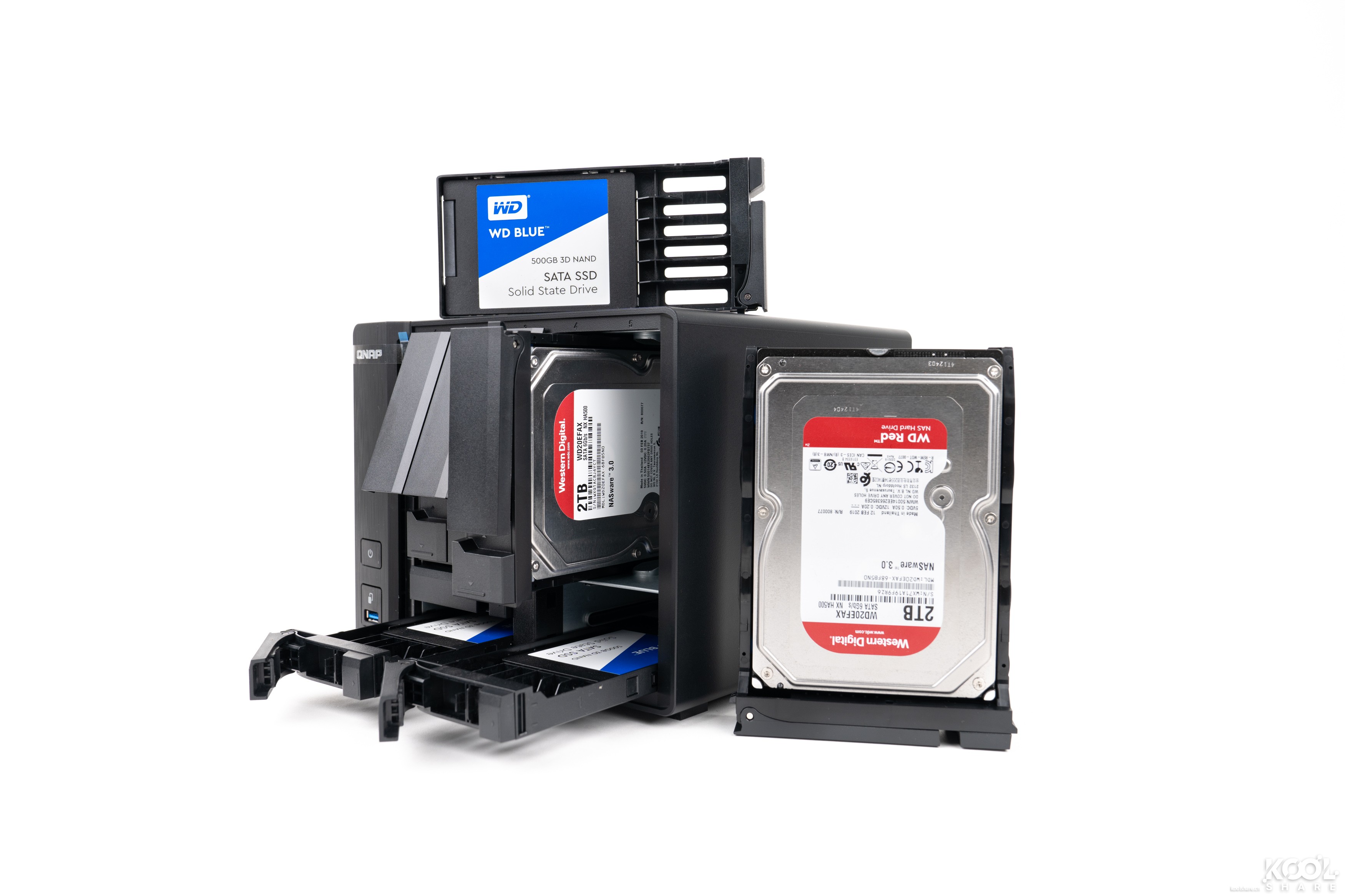 经济型9盘位NAS，QNAPTVS-951N开箱拆解评测