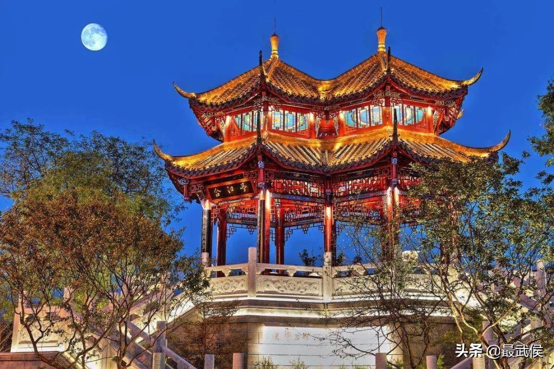 成都首条夜环线,太太太太好玩了!