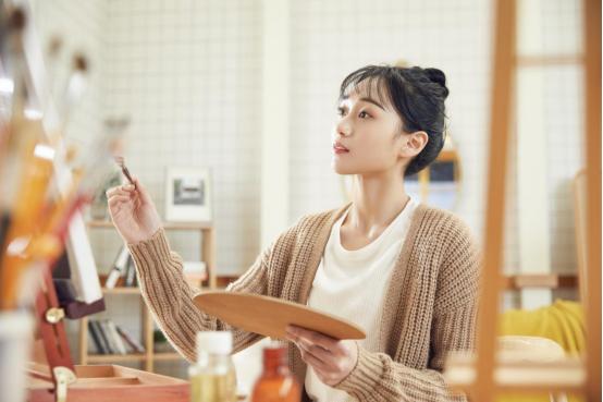 能掐出水的脸蛋,水蜜桃女孩怎么捏