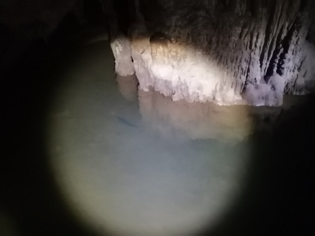 龙洞探秘寻找地下暗河,八面山龙洞地下暗河