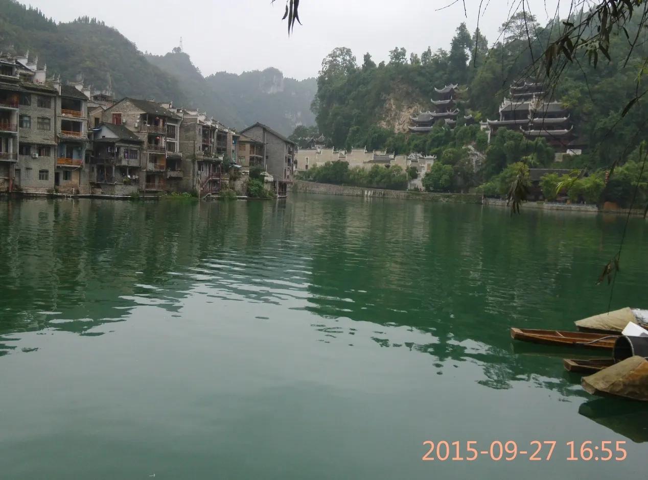 黄果树荔波小七孔苗寨镇远两日游,千户苗寨梵净山黄果树三日游