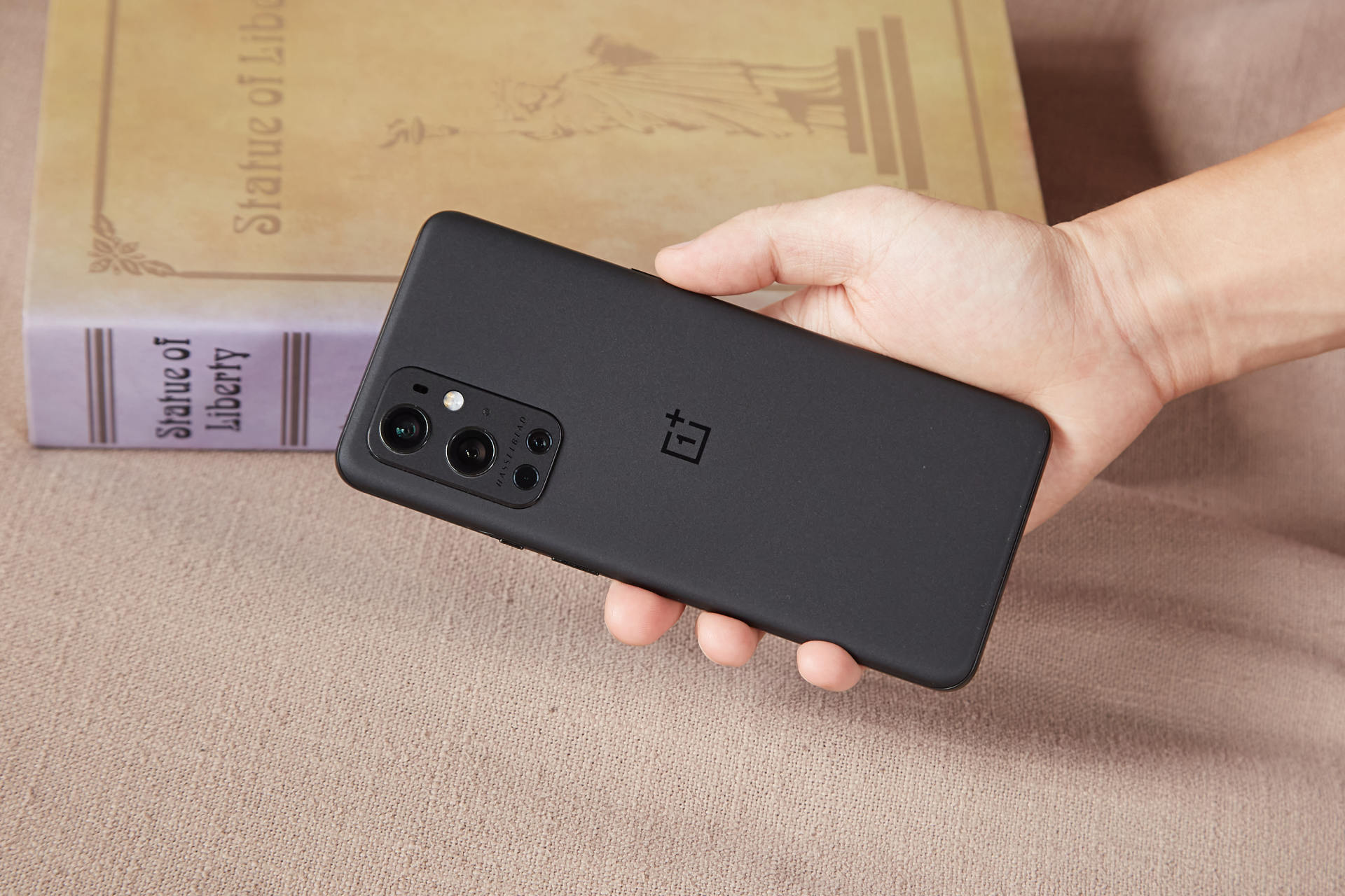 比肩顶级电视?用手机观看欧洲杯体验如何,一加用户道出了实情