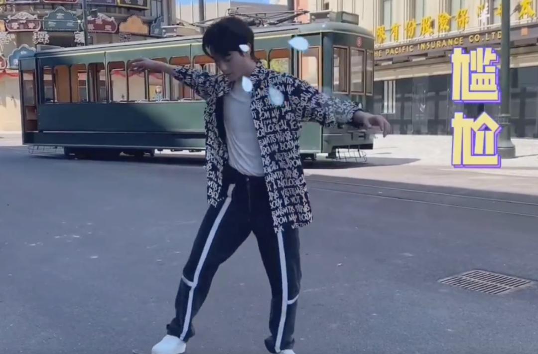 头号笨蛋帅哥视频,娱乐圈的笨蛋帅哥有哪些