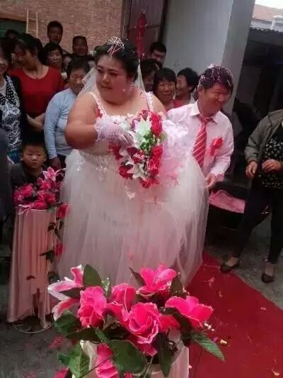 这一定是个好姑娘,新郎你有福了,羡慕啊羡慕