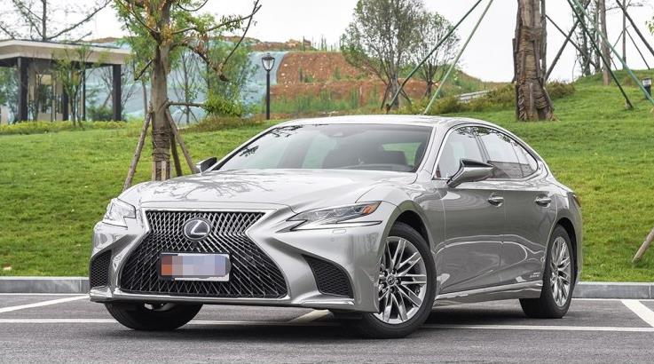 为什么开雷克萨斯,为什么开雷克萨斯的人开车那么慢