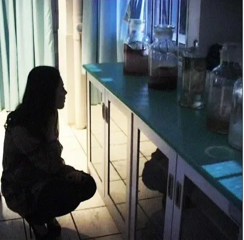 《束*师绳**》第六章邪门的足浴店VS第七章行尸走肉