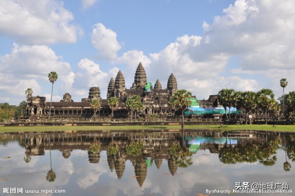 世界十大宗教圣地排名,世界三大宗教发源地和分布地区