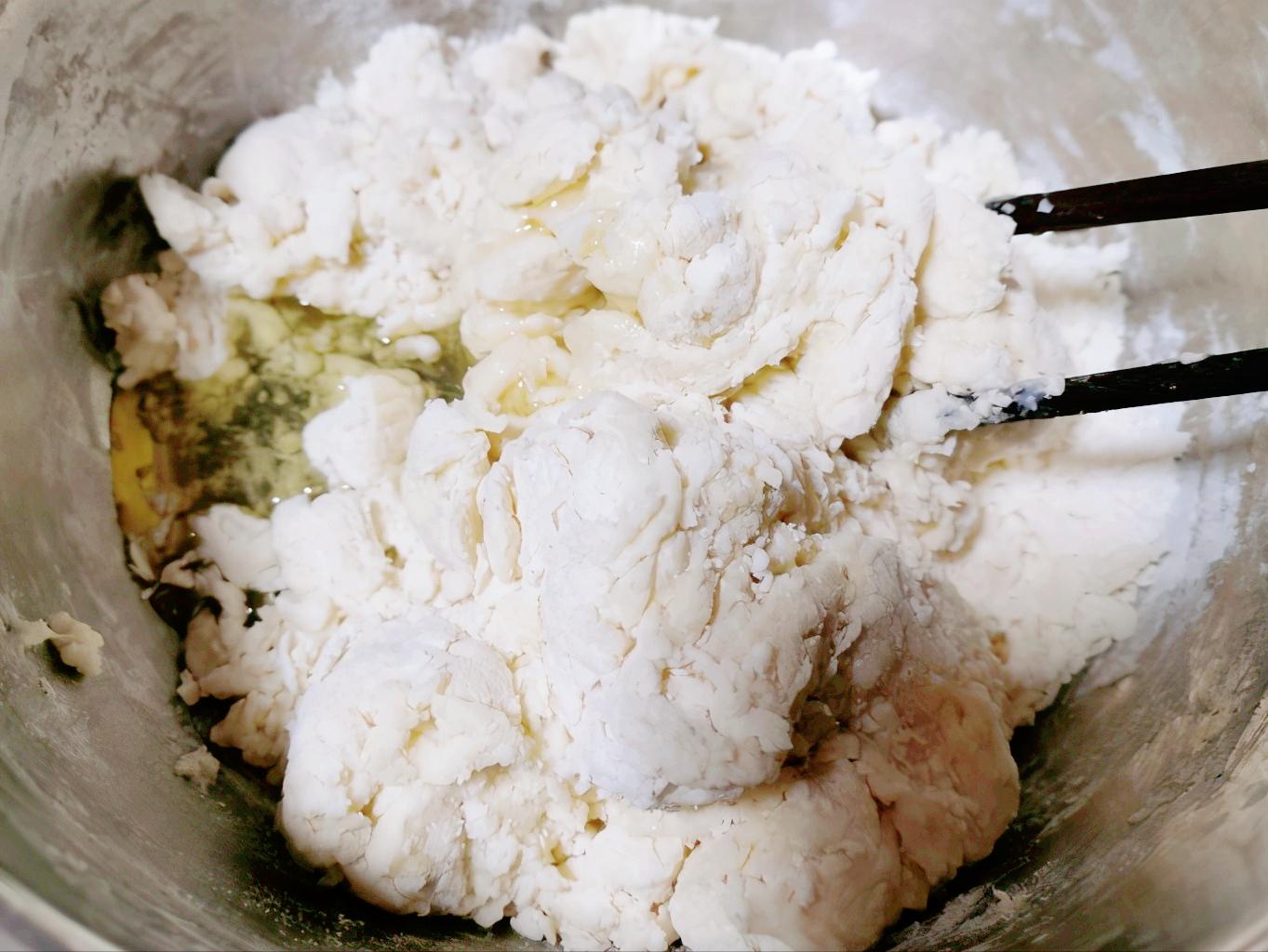 油条怎么炸不用面粉和酵母,炸油条不放酵母粉最简单的做法