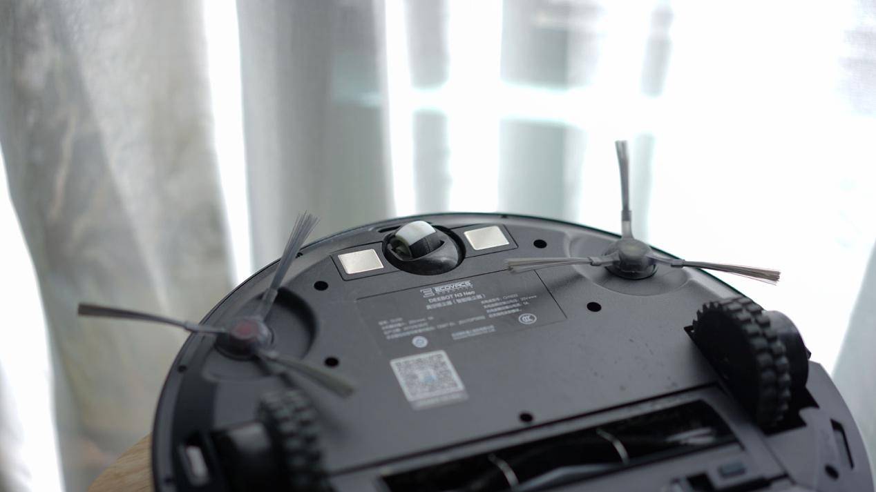 科沃斯扫地机器人dc43测评,科沃斯deebotdd35扫地机器人