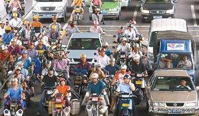 八九十年代的一辆摩托车,现在值多少钱?真是一笔巨款啊!