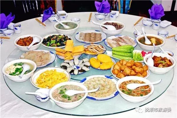 抚顺满族八大碗去哪里吃,满族美食八碟八碗