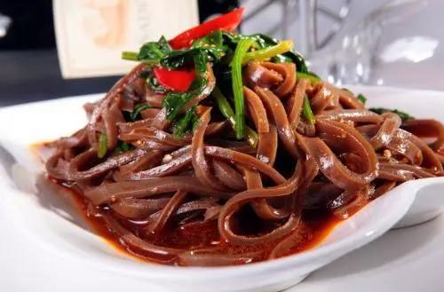 太白山爬山必备食物有哪些,太白山旅游吃什么