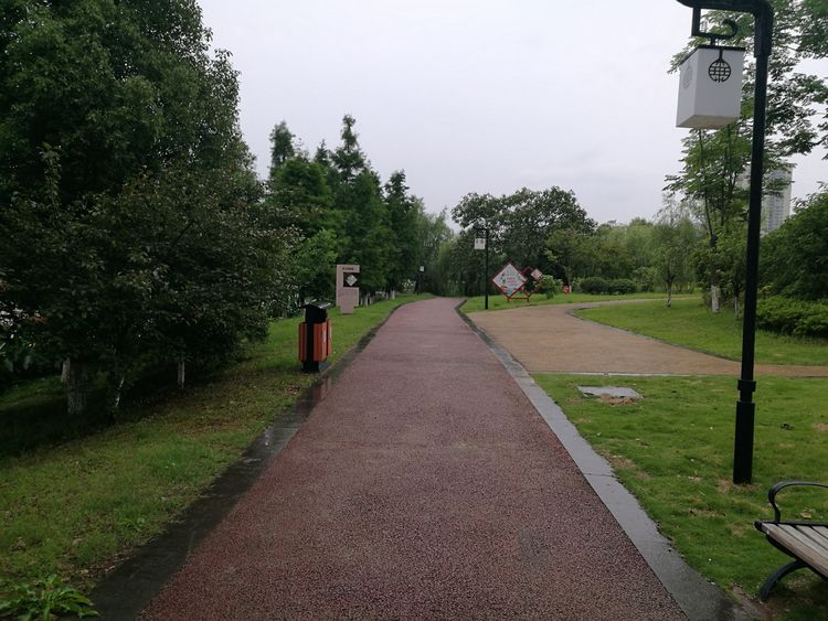 环湖，让我穿行在大冶的历史与当今之间——大冶尹家湖徒步纪事