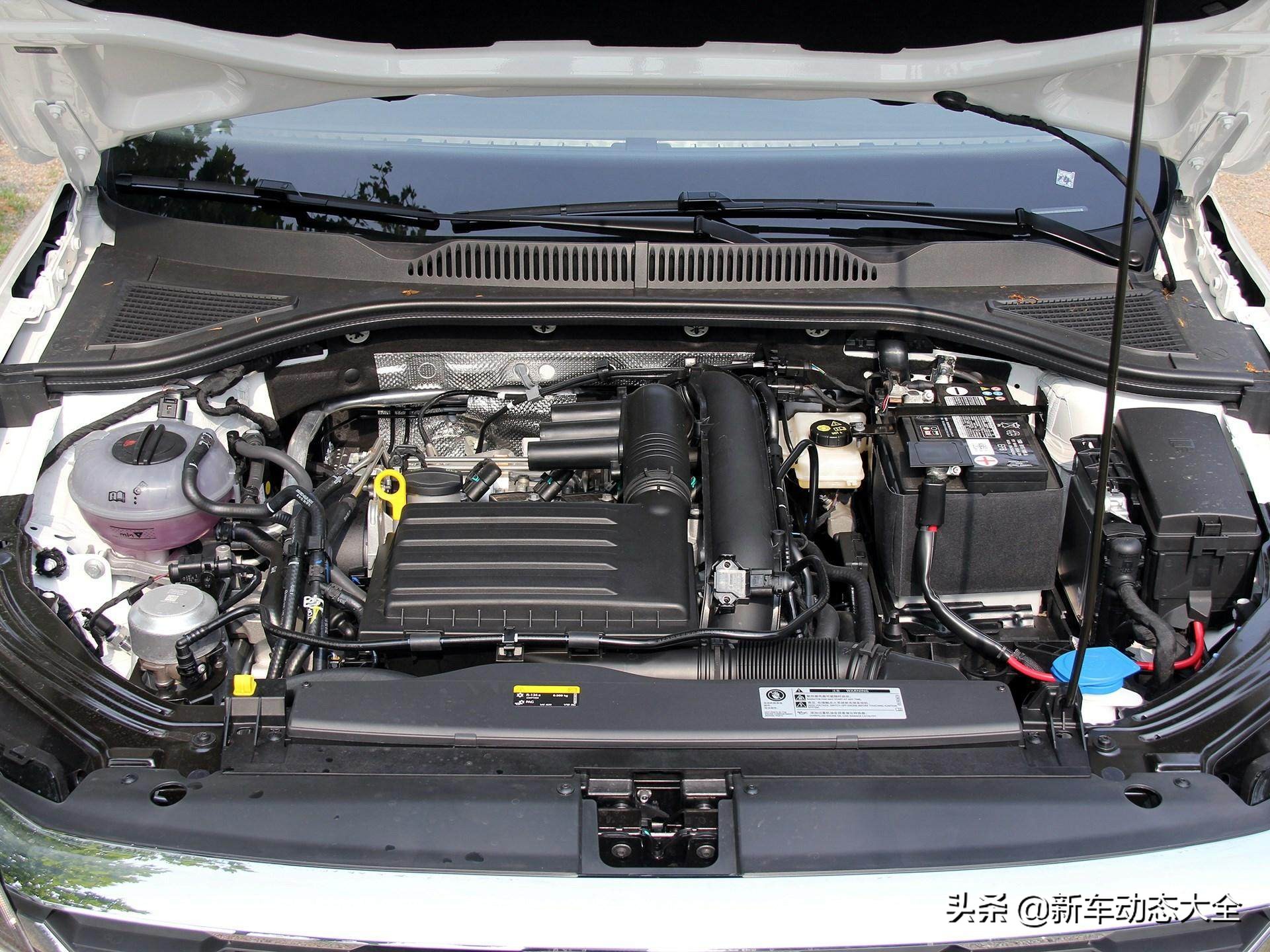 大众朗逸2021款1.5自动舒适版油耗,新款大众朗逸空间表现