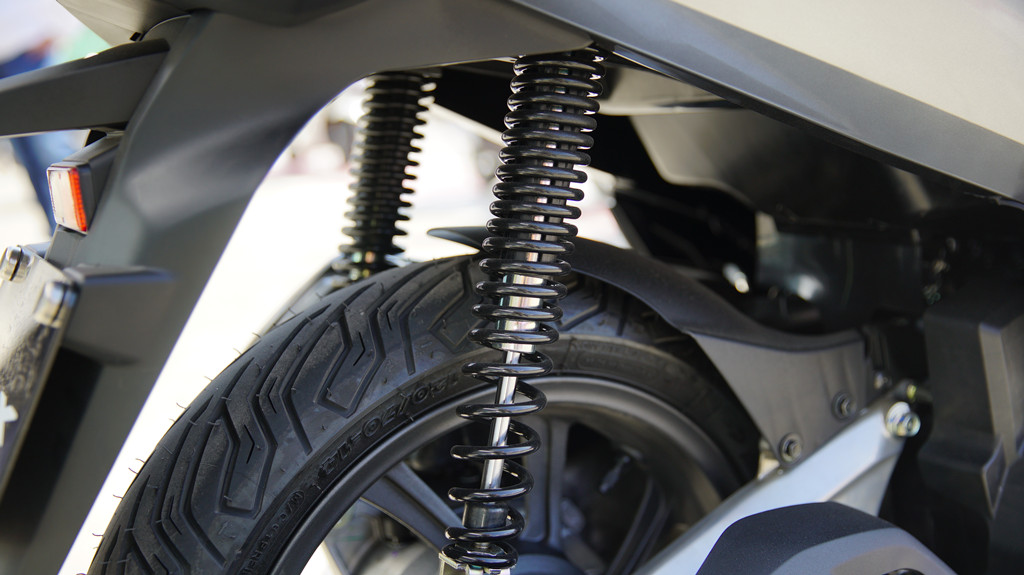 本田踏板摩托车pcx160多少钱,大踏板本田pcx多少钱