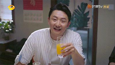 我和妈妈聊聊天200字,和妈妈一起谈恋爱33集