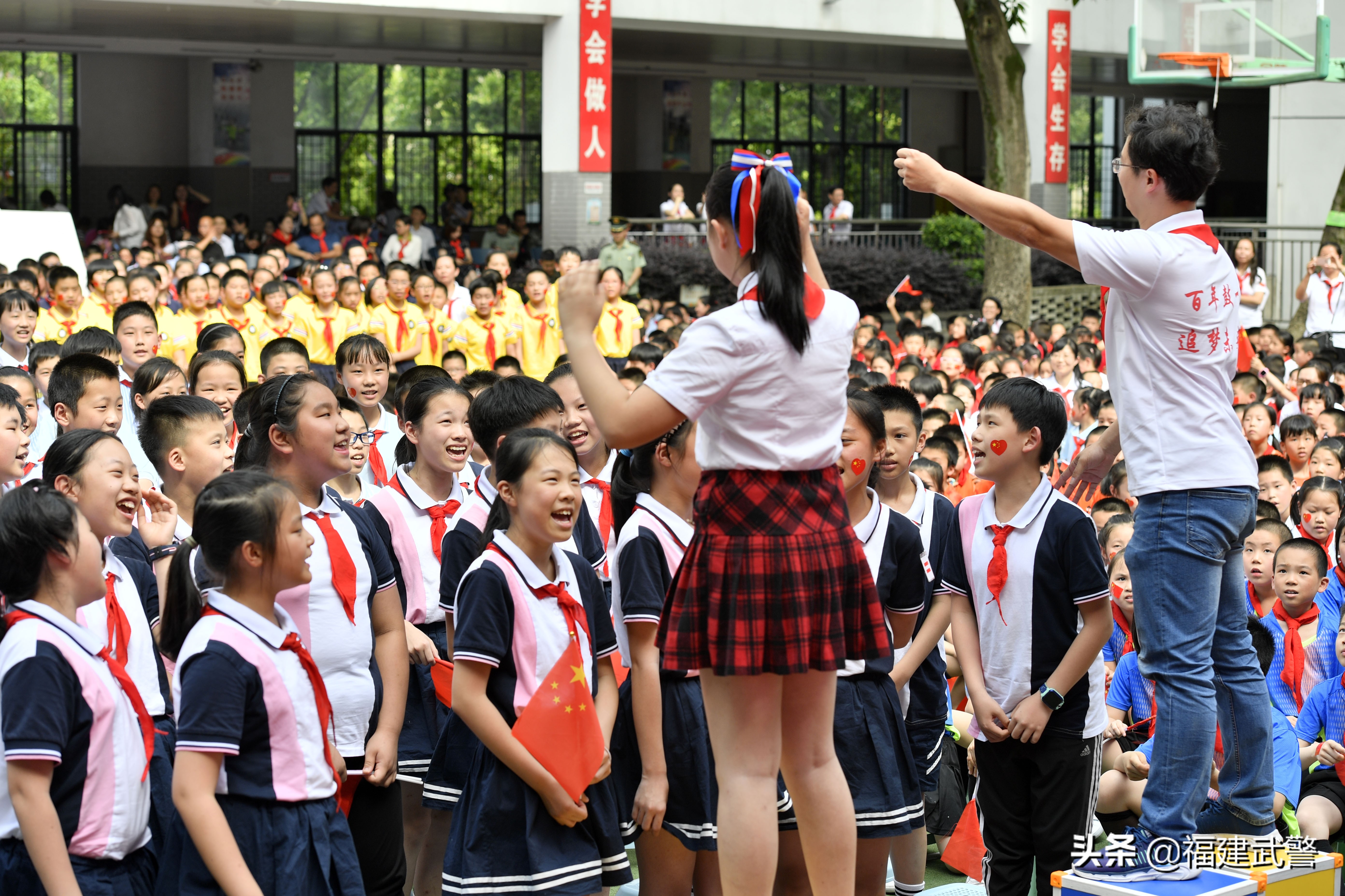 弘扬主旋律颂歌献祖国——福州鼓楼第一中心小学组织红色行动系列活动