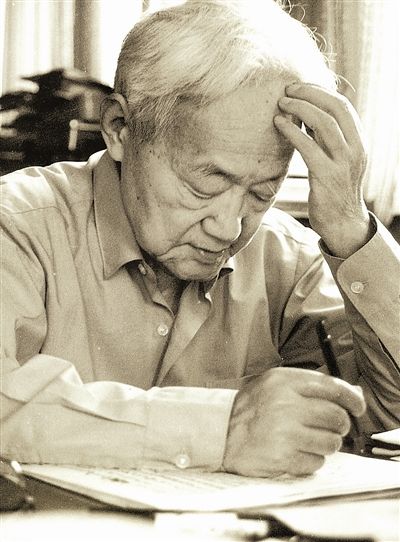 巴金寂静的园子,巴金的诗歌寂寞