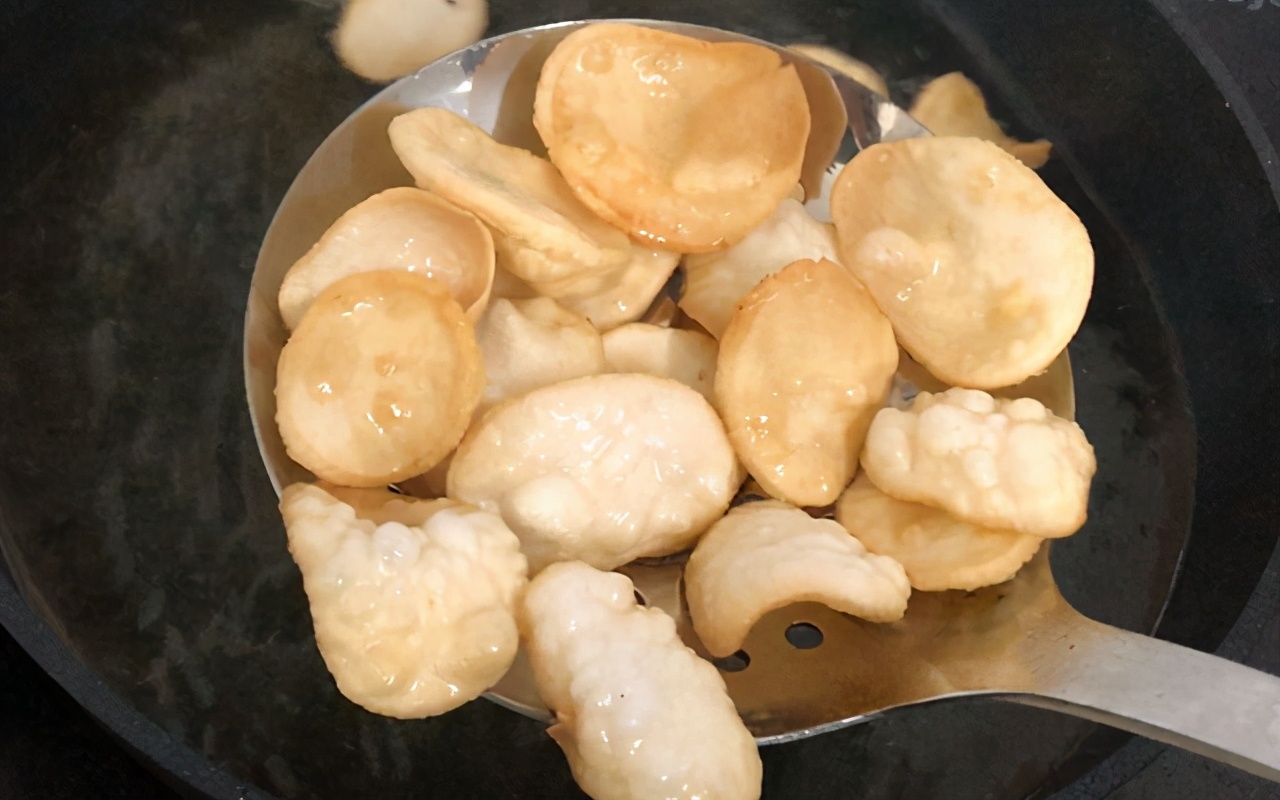 过春节吃年糕,过年年糕怎么煮才好吃家常做法