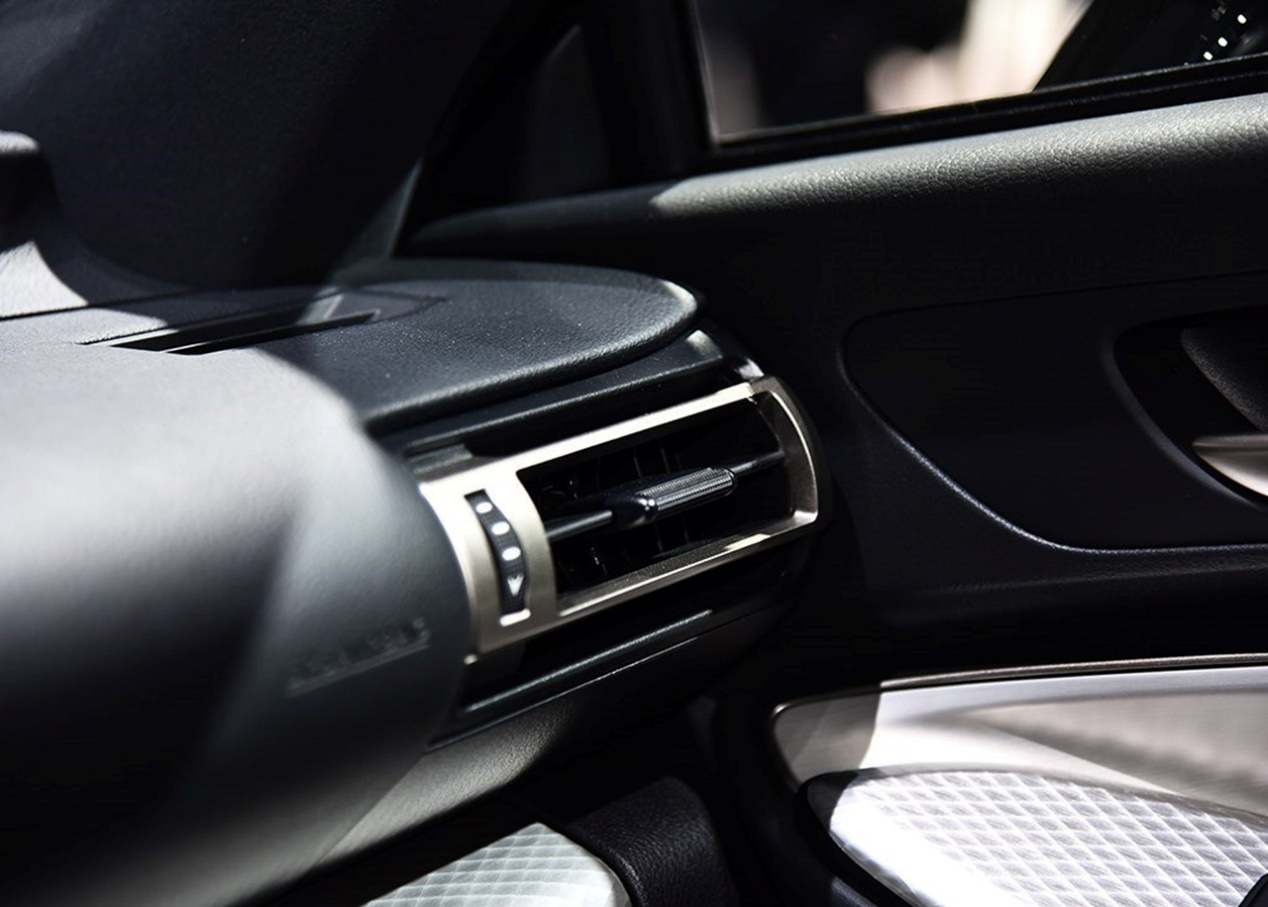 45.5万起新款雷克萨斯RC，加强运动版需要50.6万，值不值？