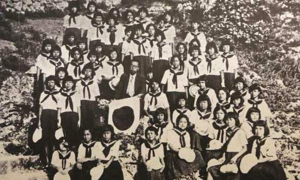 琉球二战死了多少老百姓,琉球战役琉球人都为日本卖命吗