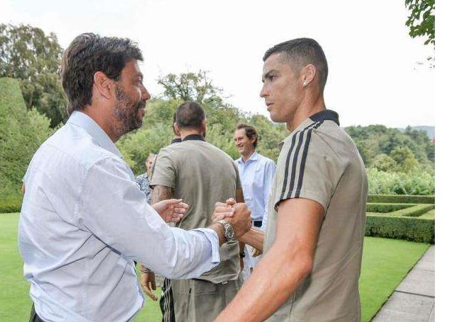 c罗韩国行为引发韩球迷强烈不满,孙兴慜怎么看待c罗韩国行