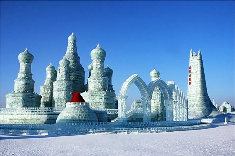 哈尔滨冰灯游玩攻略,哈尔滨冰灯梦幻之行