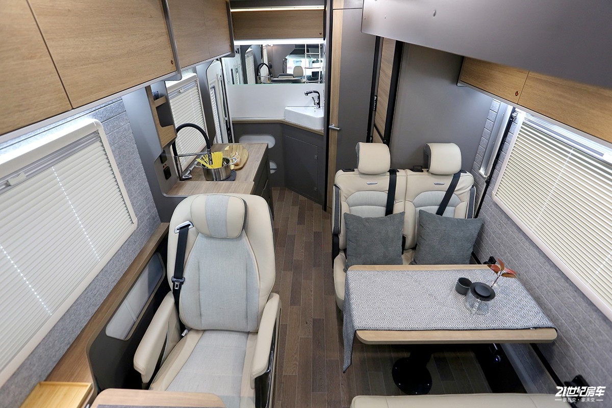 锐仕c1房车改装案例,锐仕c型房车最新款