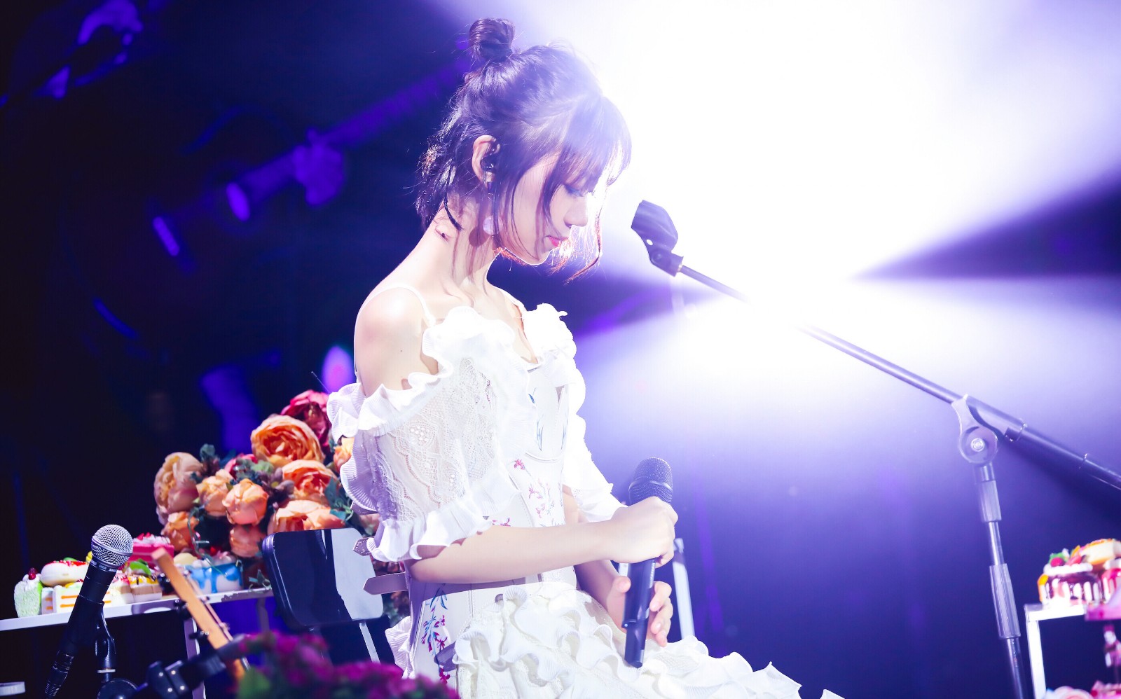 谢春花2023年成都演唱会,武汉谢春花演唱会视频