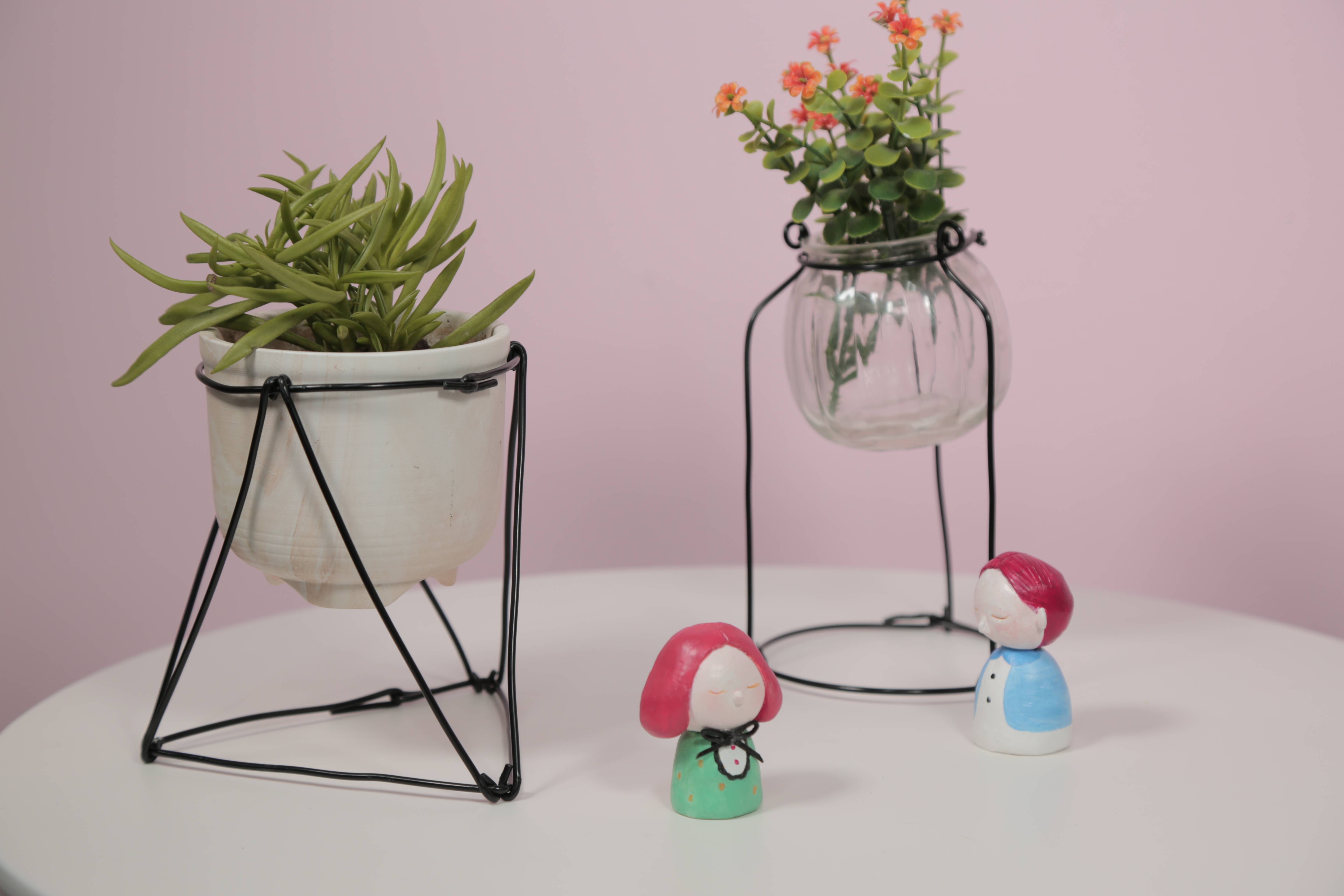 铁丝自制阳台花架,一根铁线自制花架