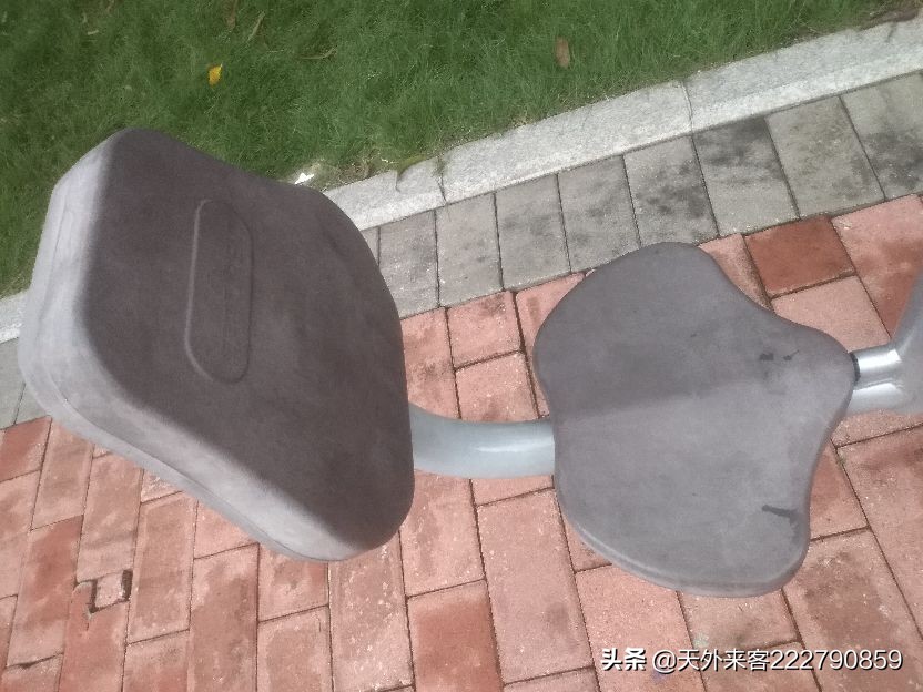 浪费公共资源应该付出代价,对公共资源的浪费