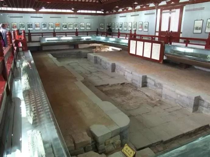 华清宫景区里的华清池,天下第一温泉华清宫