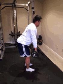 女性哑铃练背经典8个动作,健身房练背最好的6个动作