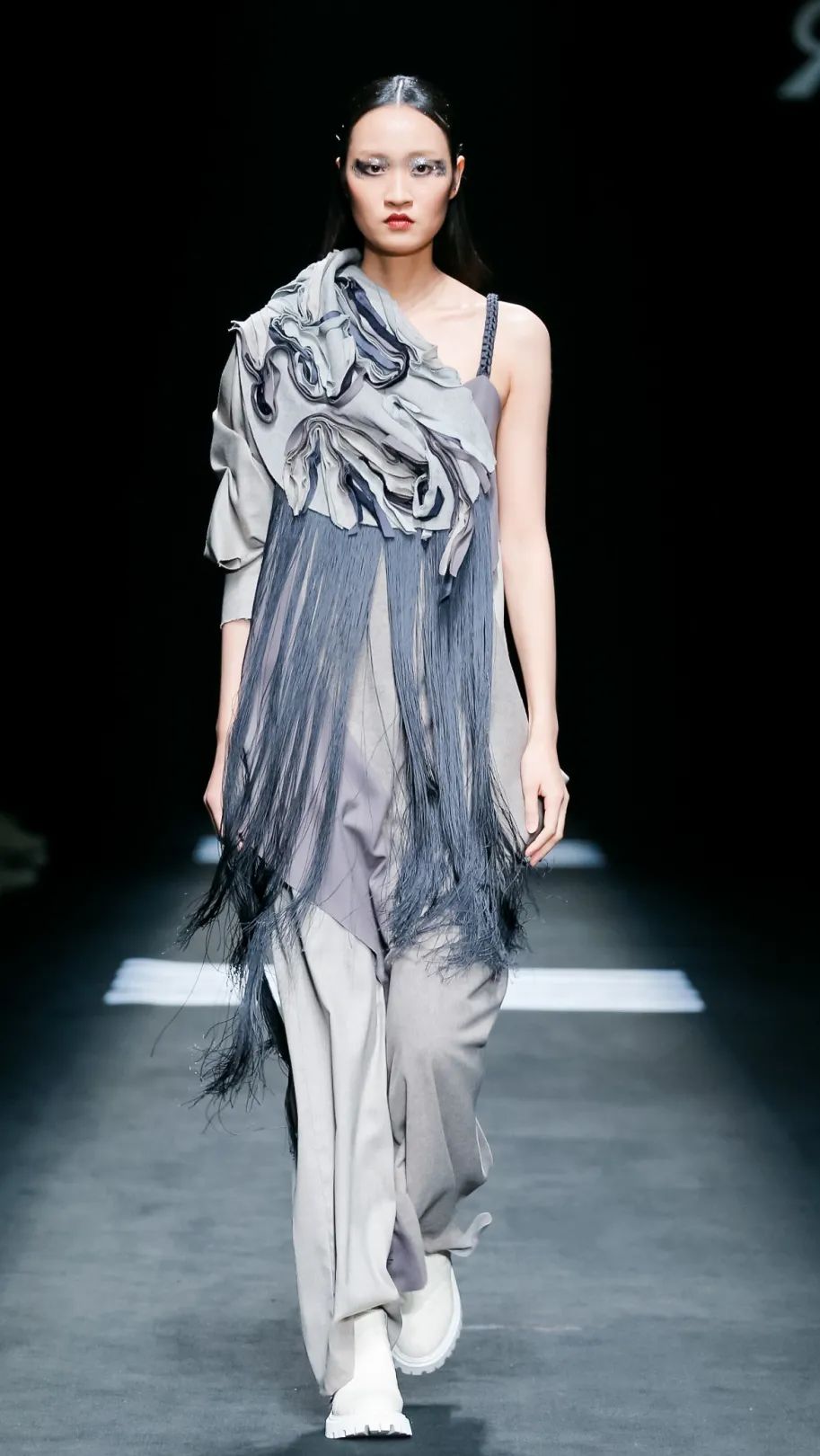 2021秋季流行款式风格,趋势2022春夏八大流行款式设计