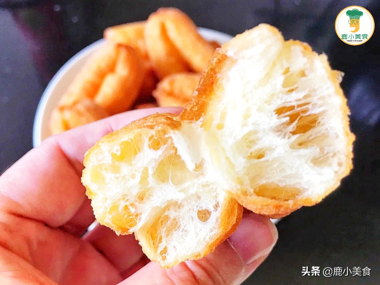早餐店空心油条怎么做到蓬松酥脆,酥脆油条的做法和配方的全过程
