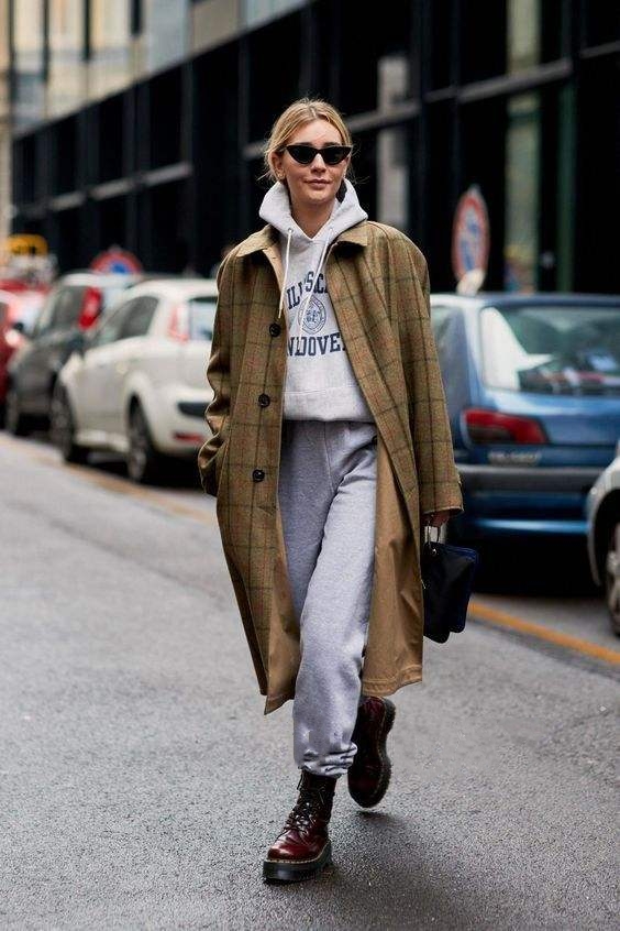 胖女生穿什么卫衣比较合适,1米5小个子偏胖适合的卫衣