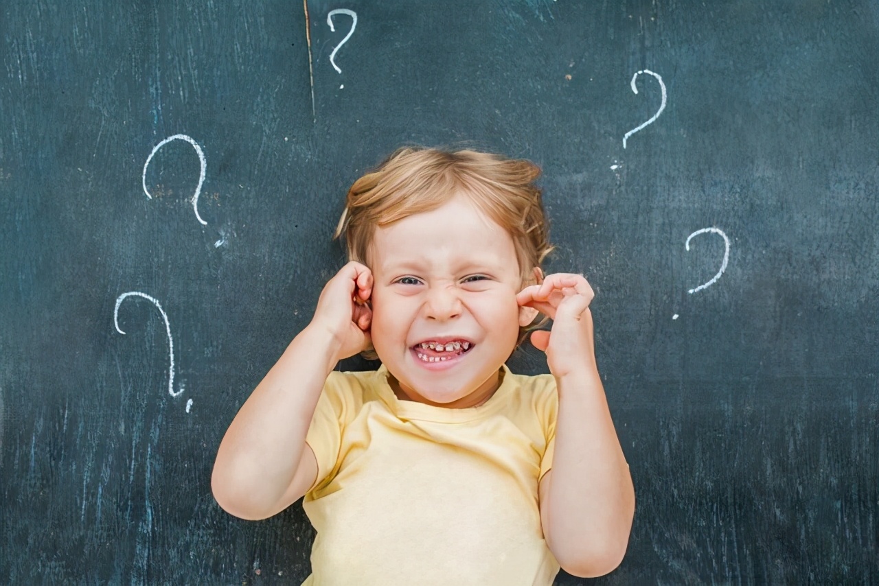 9岁孩子突然口吃结巴说不出话,2岁多孩子突然有点结巴