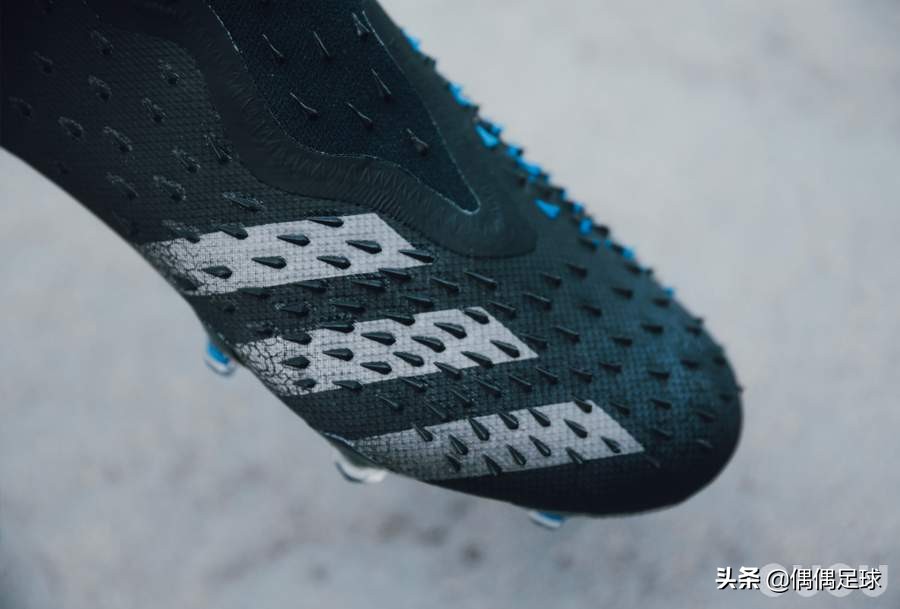 阿迪达斯lightstrike跑鞋,阿迪达斯climacool发售