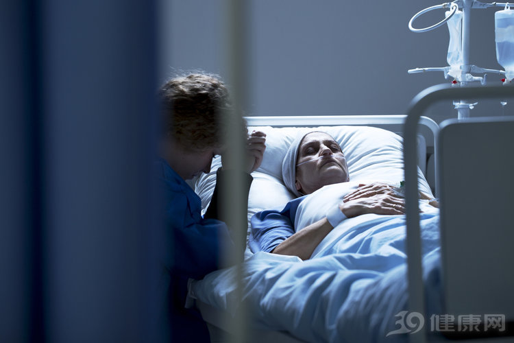 人死后24小时尸体在干什么,人死后48小时内尸体会有哪些变化