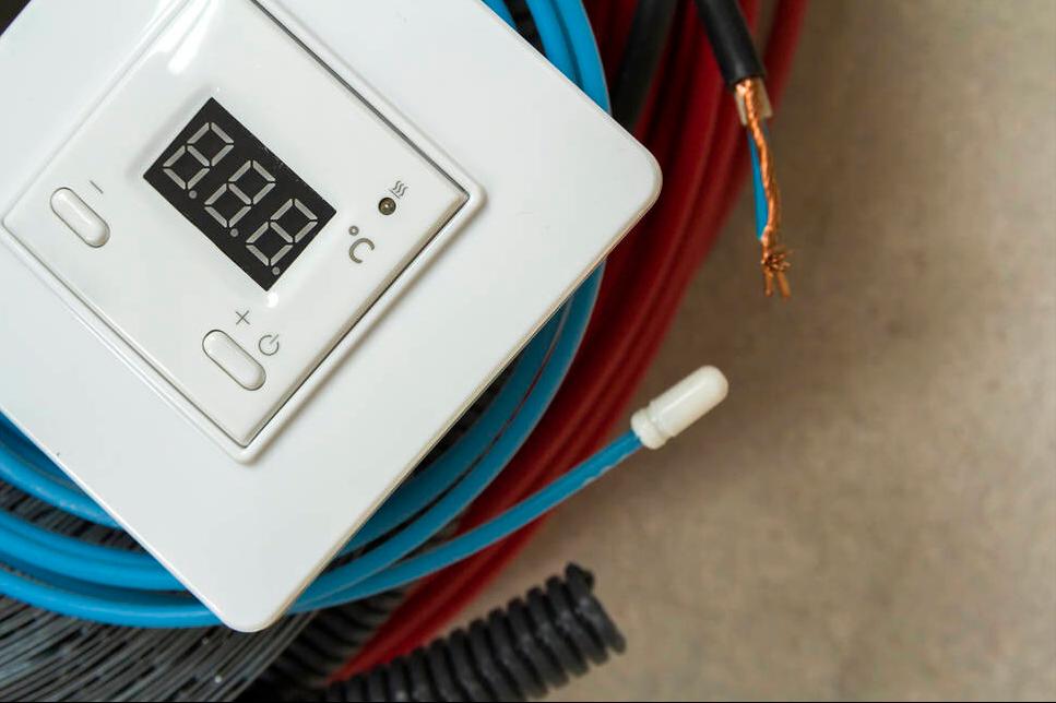 石墨烯电地暖安装全过程,电地暖安装视频全过程